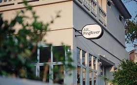 Alt Pingriver Coworking & Coliving Space